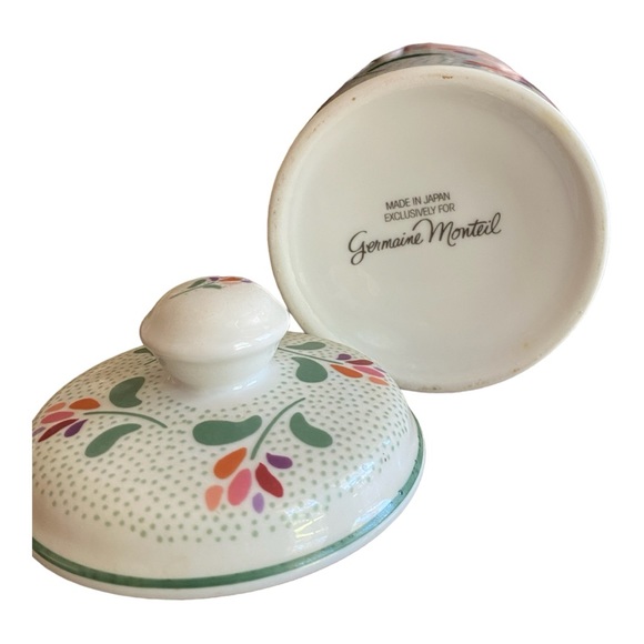 Germaine Monteil-My Heart Is In The Country Floral Jar With Lid - Picture 5 of 5
